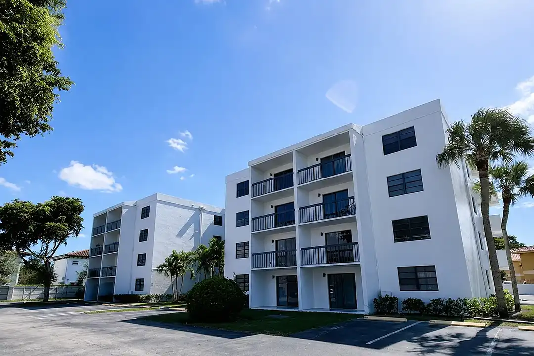 Pacifica Apartments - View 2