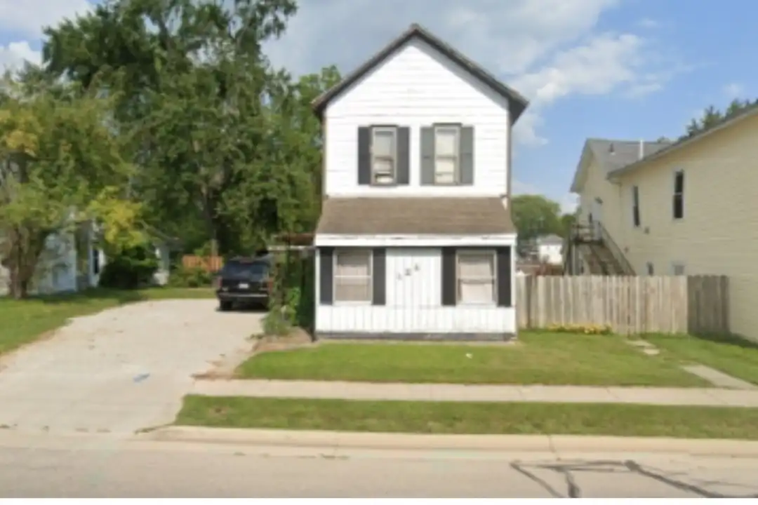 424 S Miami Ave – photo 1 of 10