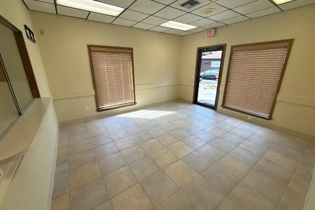 700 SE 5th Terrace - View 2