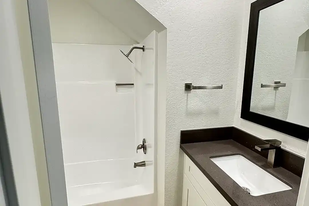 French Park Apartments - View 5