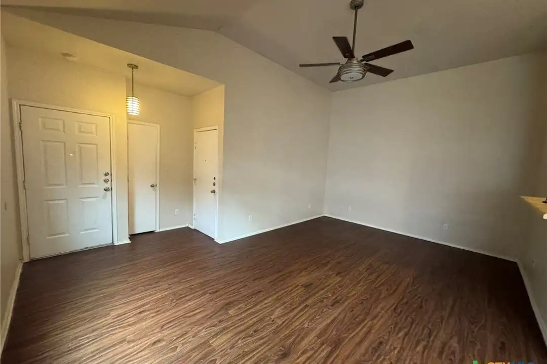248 Rosalie Dr #B - View 2