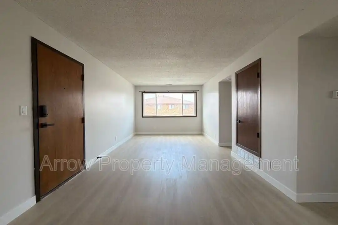 539 N 24th St unit 9 - View 3