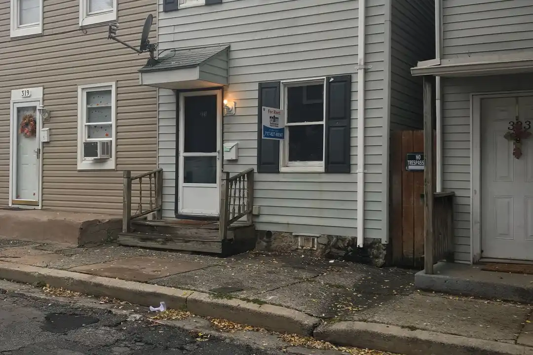 321 Walnut St – photo 1