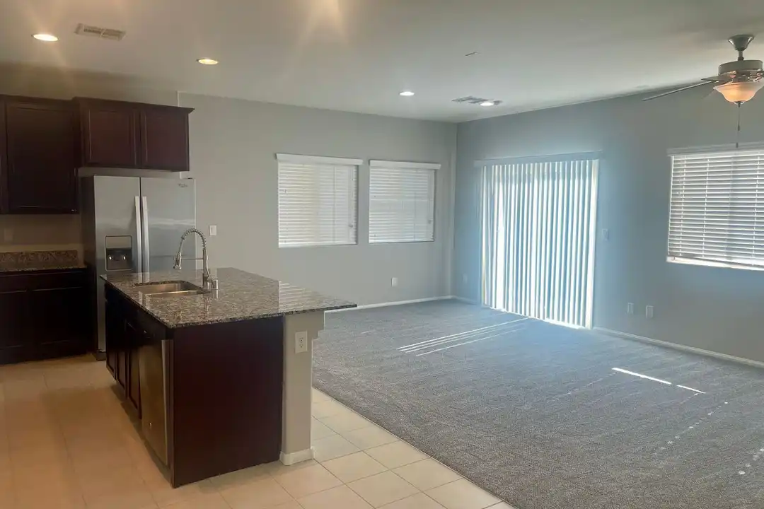 8365 S Pioneer Way - View 5