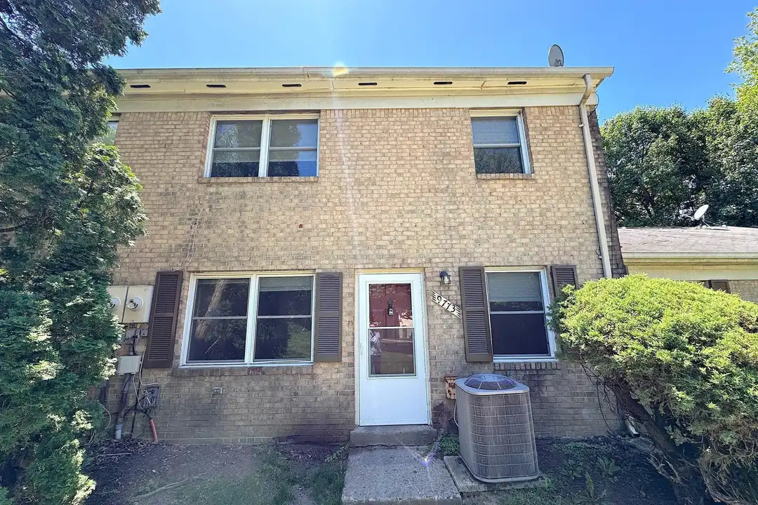 9773 Hagel Cir #55/B – photo 1 of 16