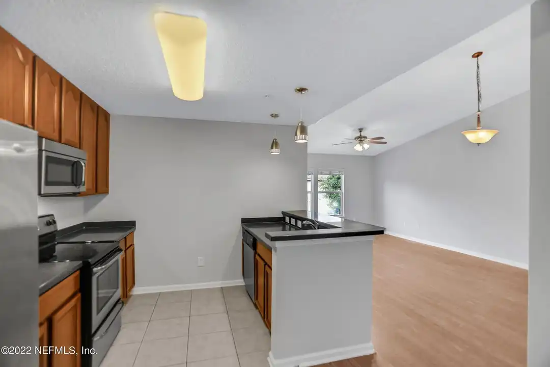 7051 Deer Lodge Cir unit 1 - View 5