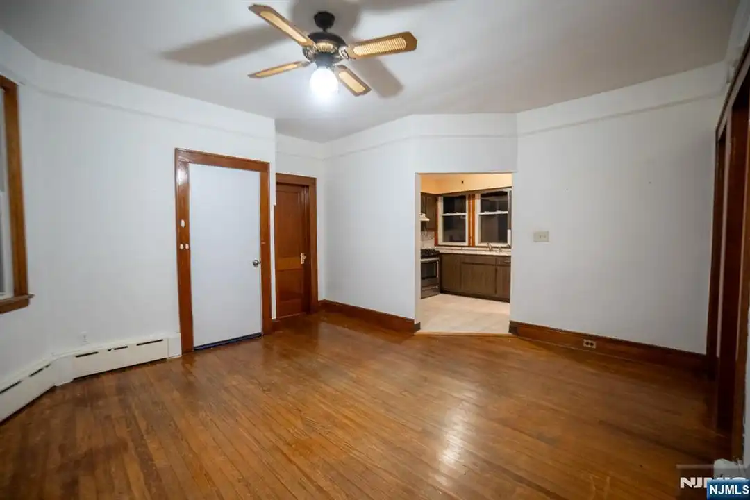 91 Halstead Ave unit 1 - View 5
