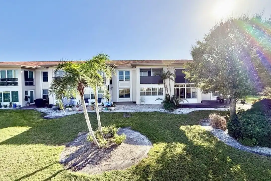 10350 Imperial Point Dr W unit 10 - View 2