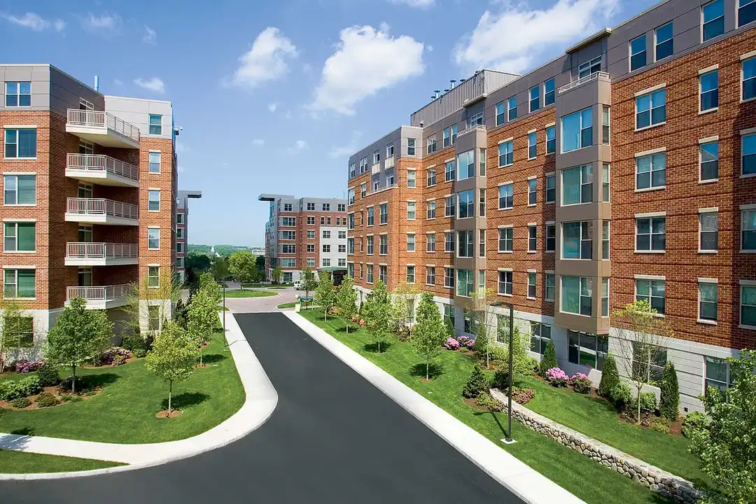 Longview Place – photo 1