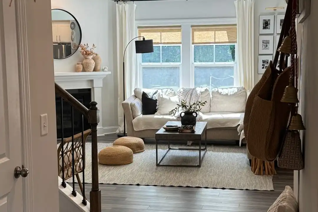 636 Cormiche Ln - View 6