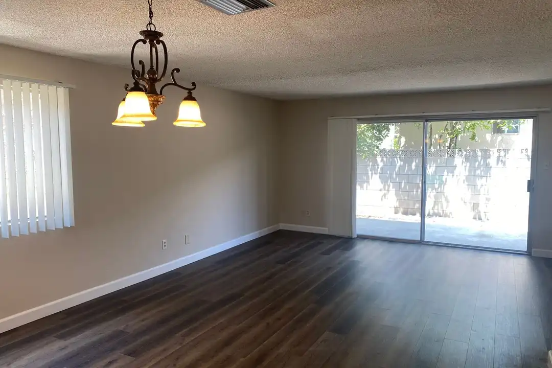 723 E Orange Grove Ave unit E - View 2