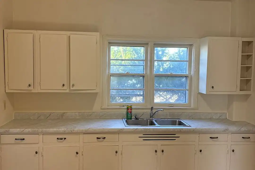 314 Euclid Ave - More
