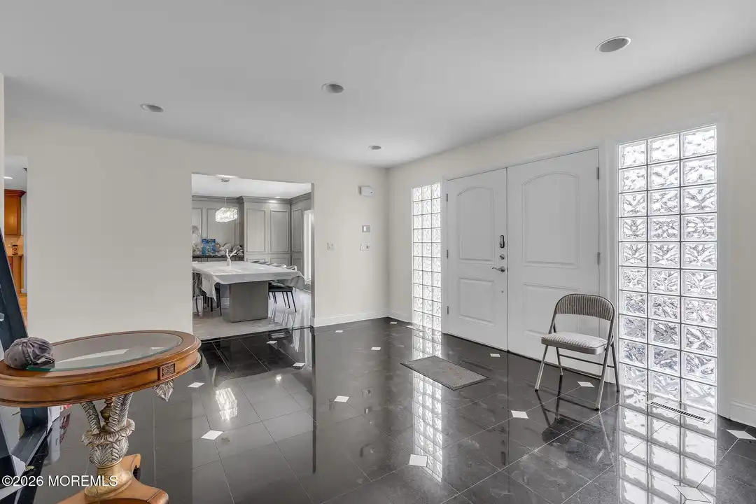 7 Harvard Ct - View 6