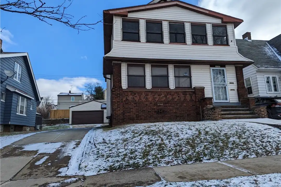 4945 E 86th St unit 2 – photo 1