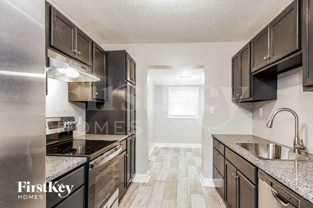 1104 Raynor St - View 5