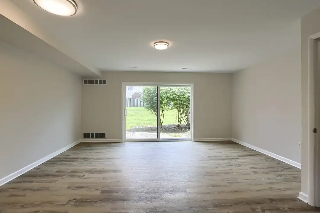Briarcrest Gardens Townhomes & Apartments - View 6
