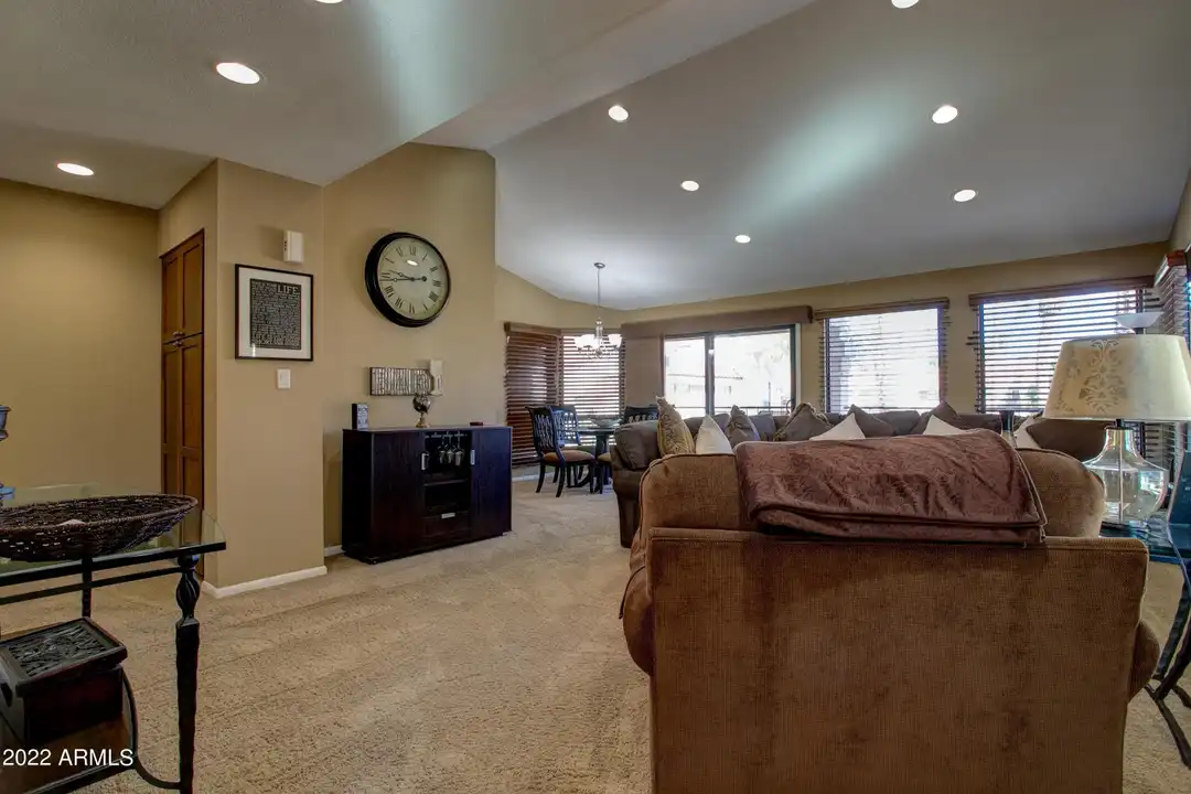 Apartment in Scottsdale - View 5