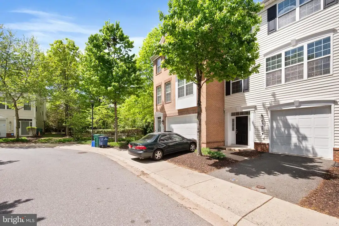 8342 Broderick Cir - View 2