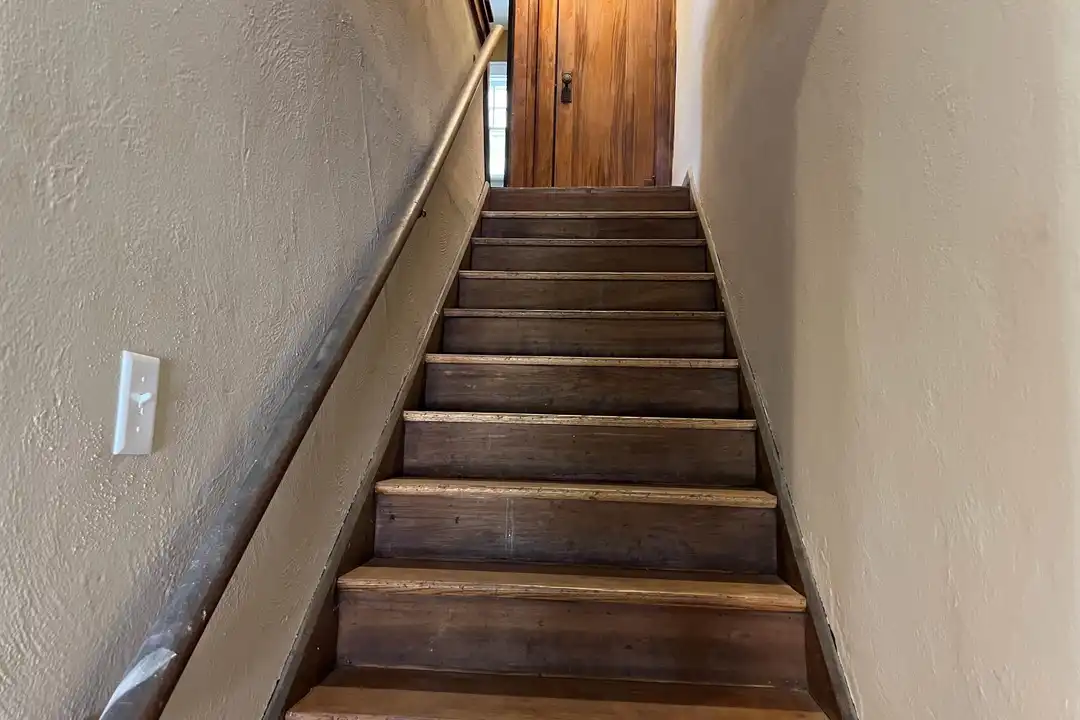 814 N Washington St - View 5