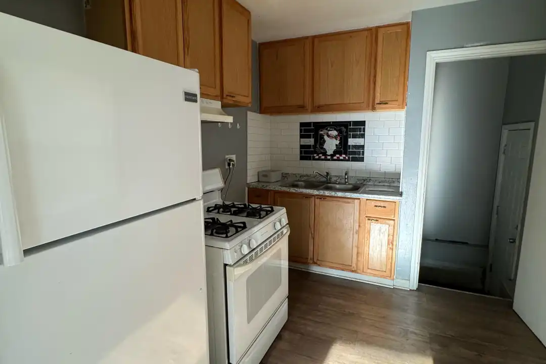 19330 Glastonbury Rd - Поглед 4