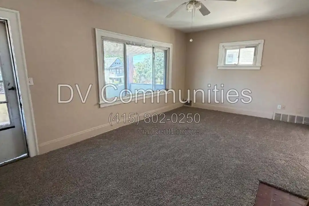 8301 Garfield Blvd – photo 1