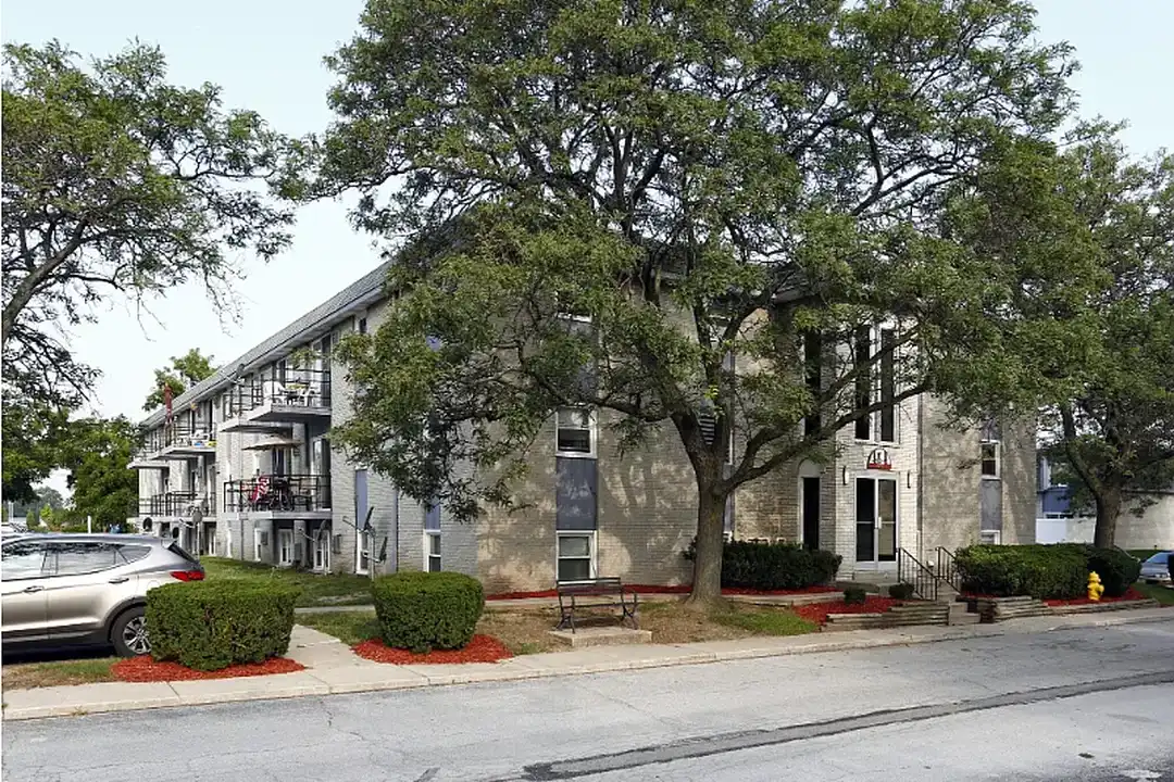 Town Center Townhomes & Flats – photo 1 of 5