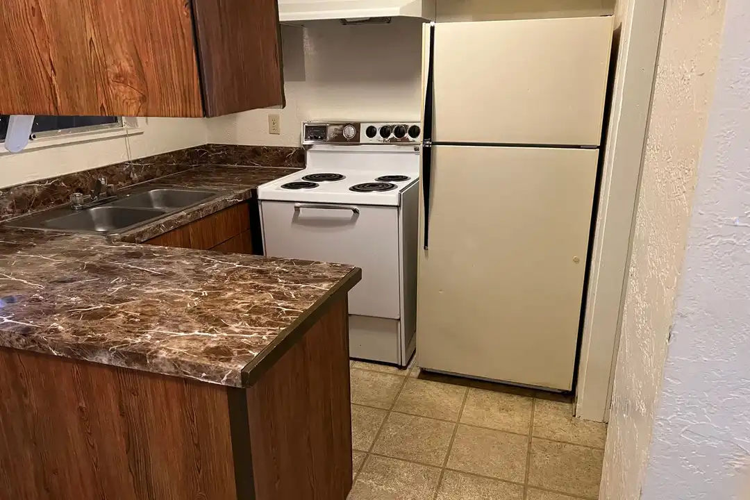 Apartment in Springfield - View 4