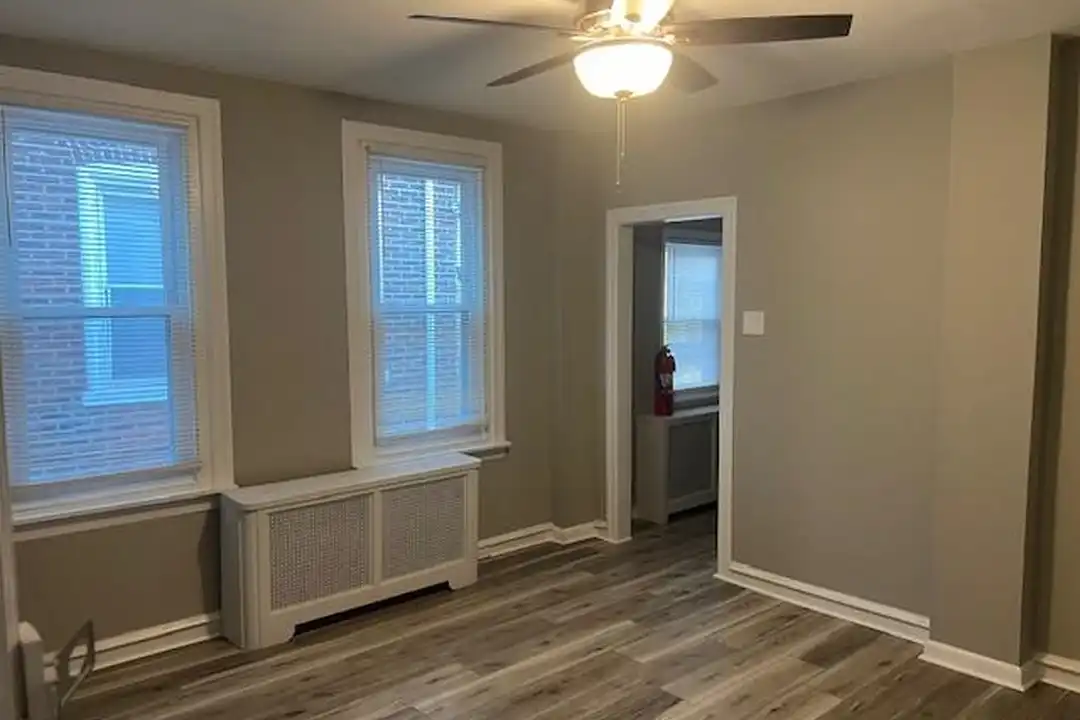Apartment in Philadelphia, River Wards - View 4