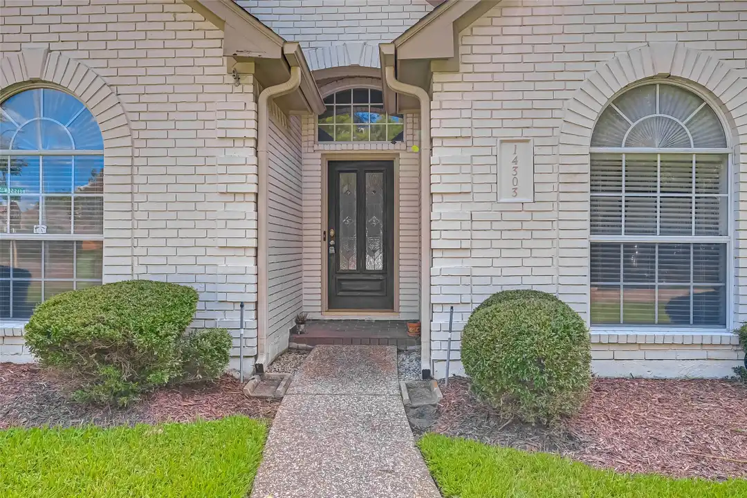 House in Houston - View 3