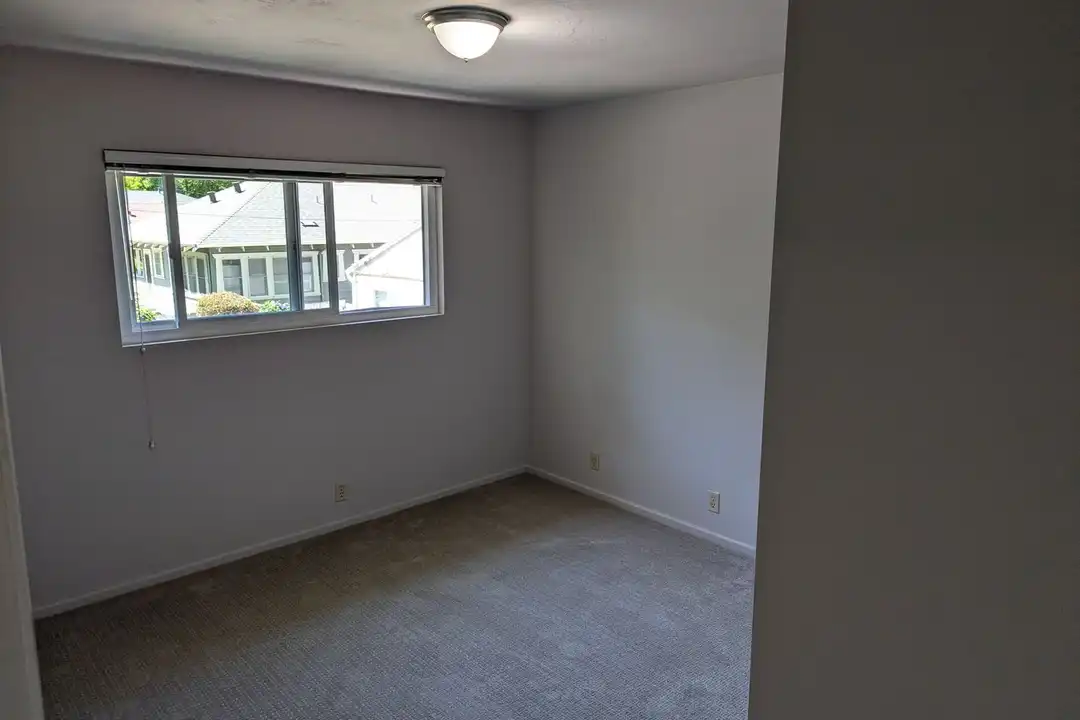 1312 Broad St unit B - View 5