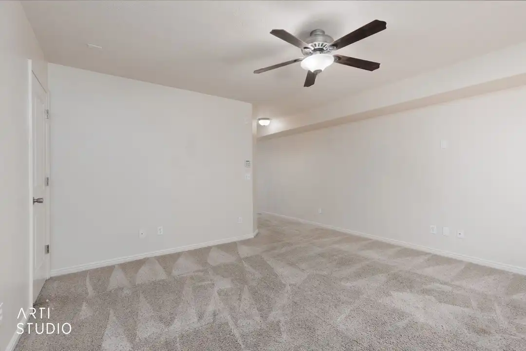 717 E Hafen Ln unit 2A - View 3