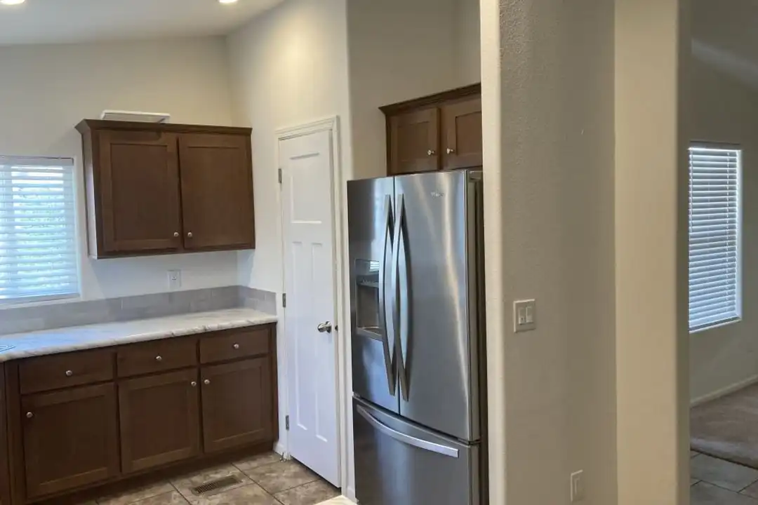 House in Peoria - View 3