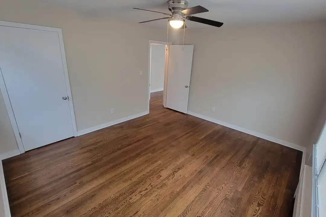 2520 Proctor Knott Dr - View 4