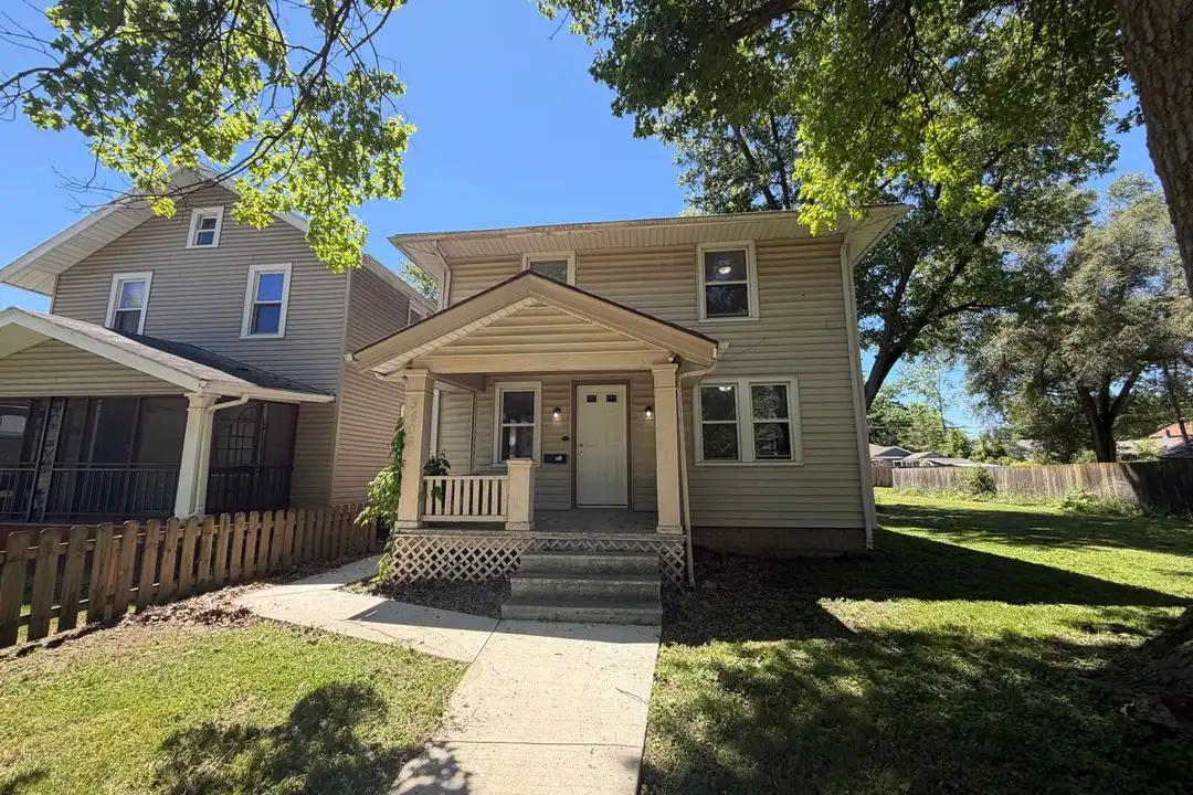 3406 Robinwood Dr – photo 1