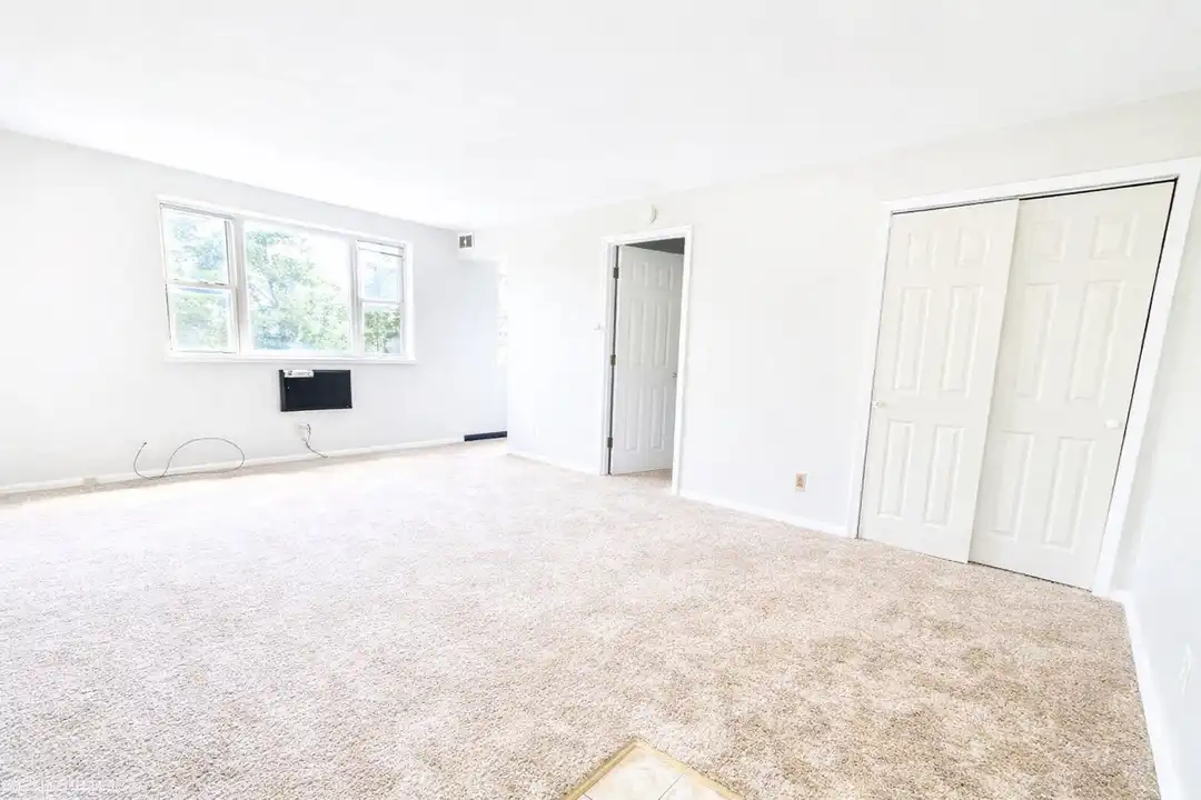 464 McKnight Cir – photo 1