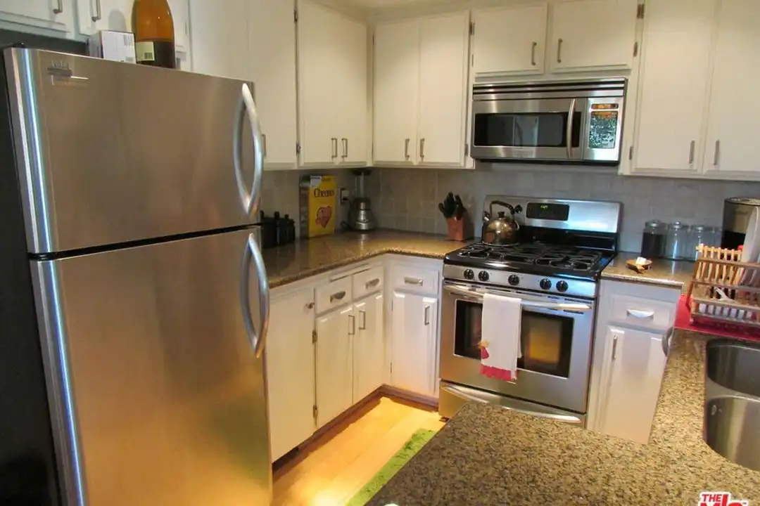 1127 12th St #301 - View 5