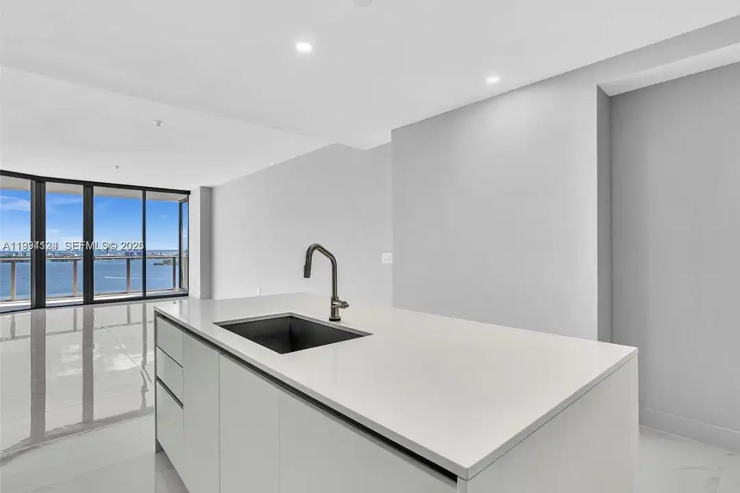 711 NE 23rd Terrace unit 3303 - View 3