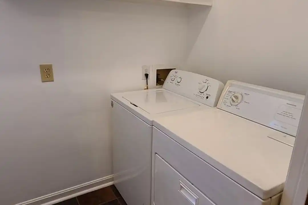 91 Boats Ln - View 5