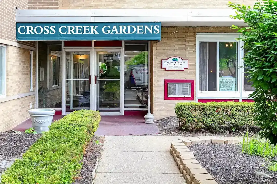 Cross Creek Gardens - 4298 Rocky River Dr - Cleveland, OH | Rent.