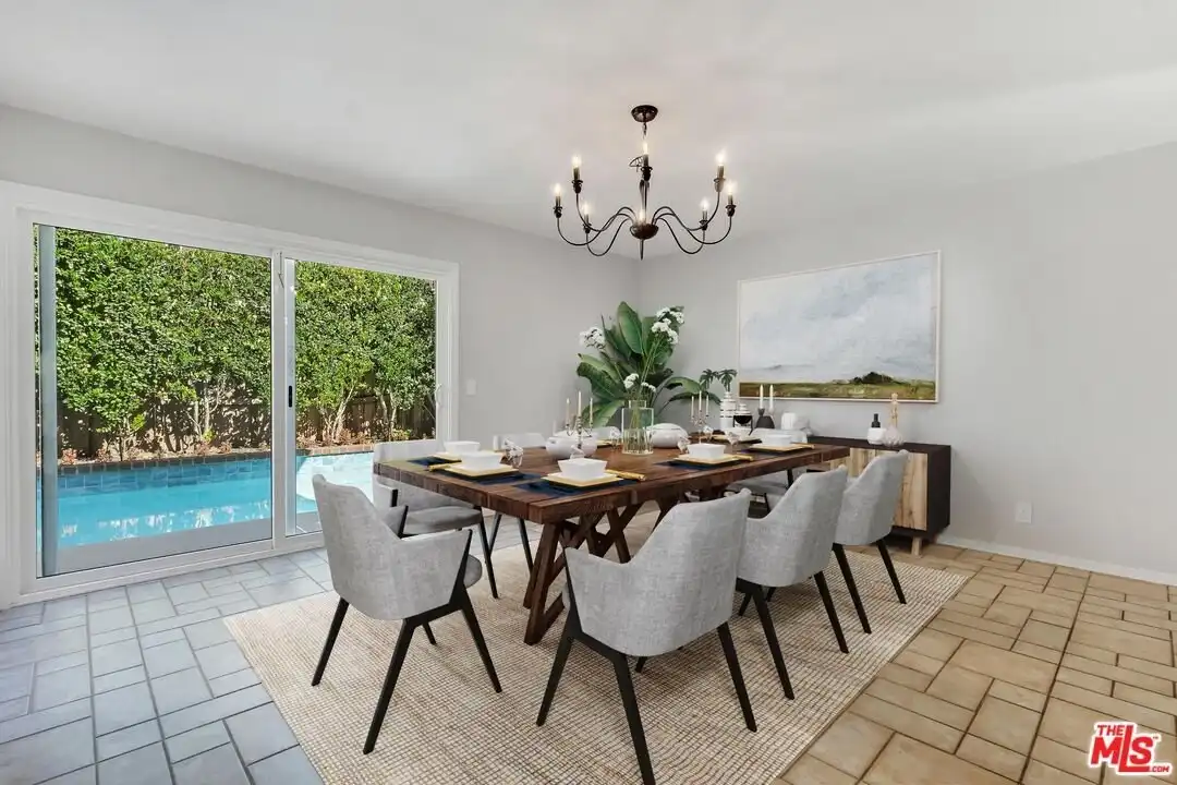 Apartment in Thousand Oaks - More