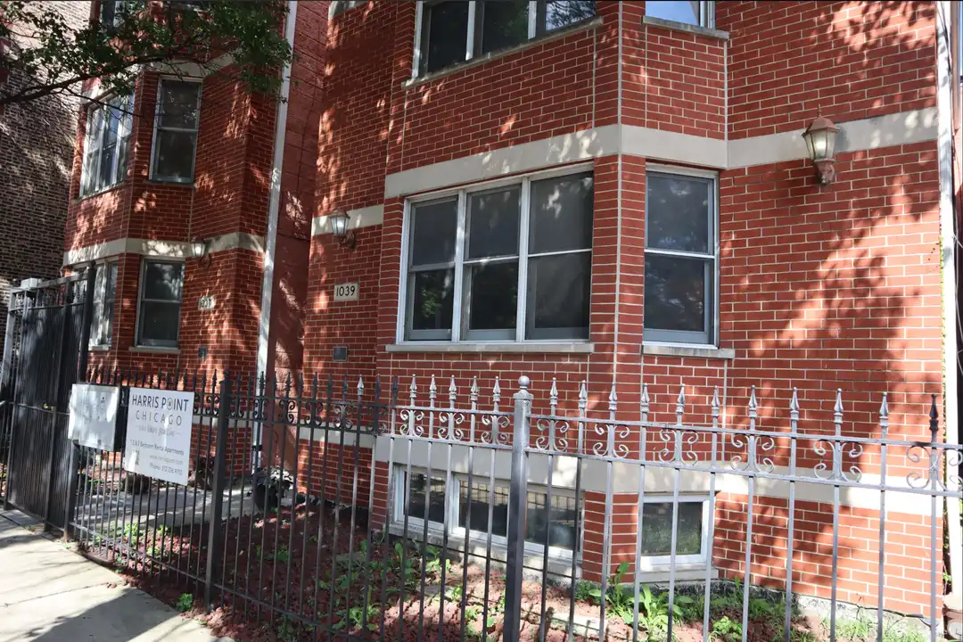 1037 S Oakley Blvd unit 1 - View 2
