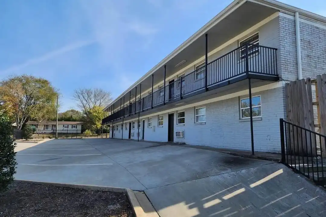 9700 Baseline Rd – photo 1