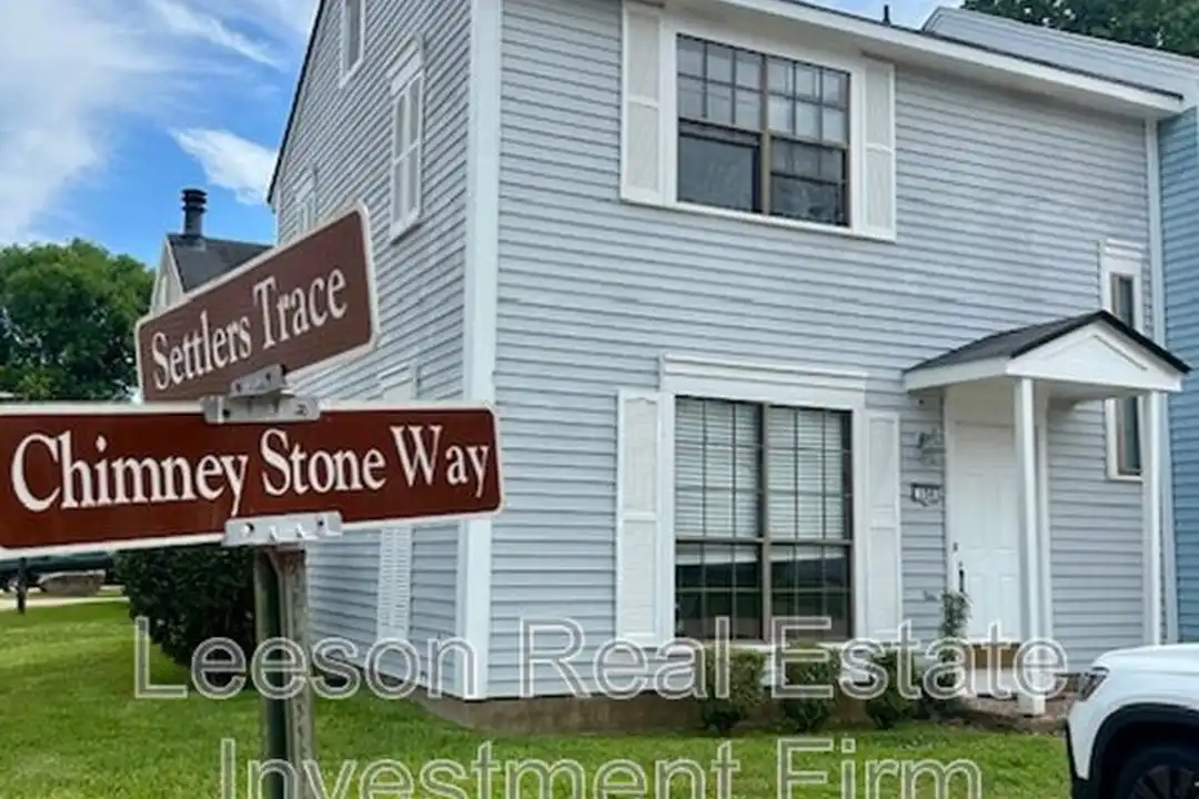 150 Chimney Stone Way - View 3