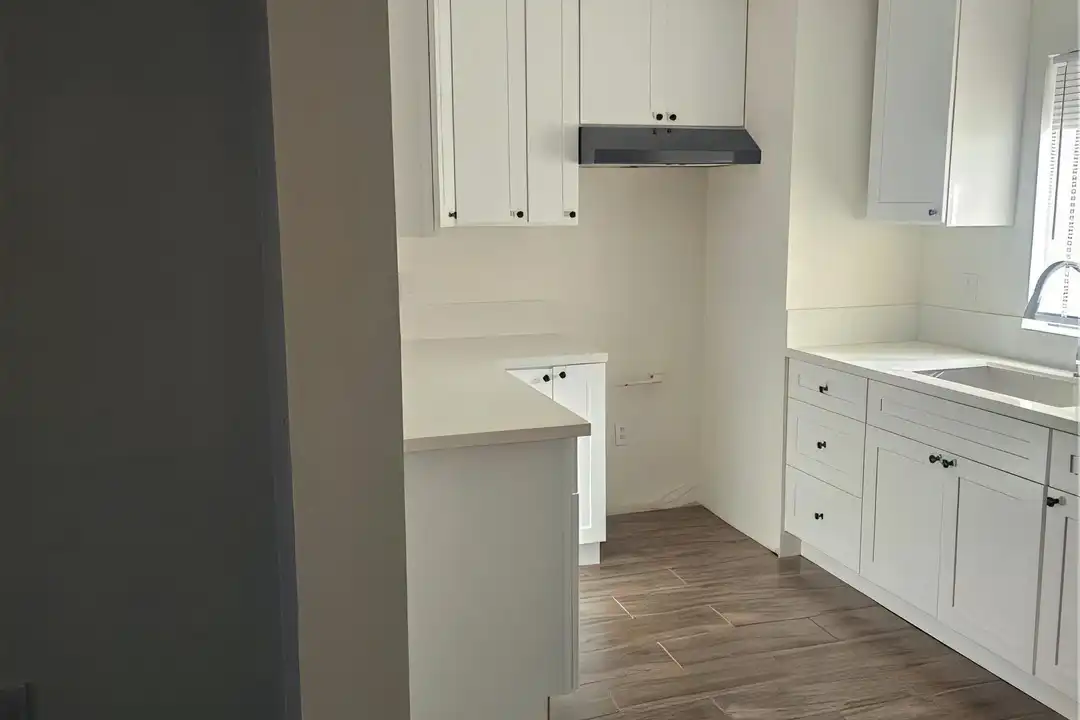 45419 10th St W unit B - View 4