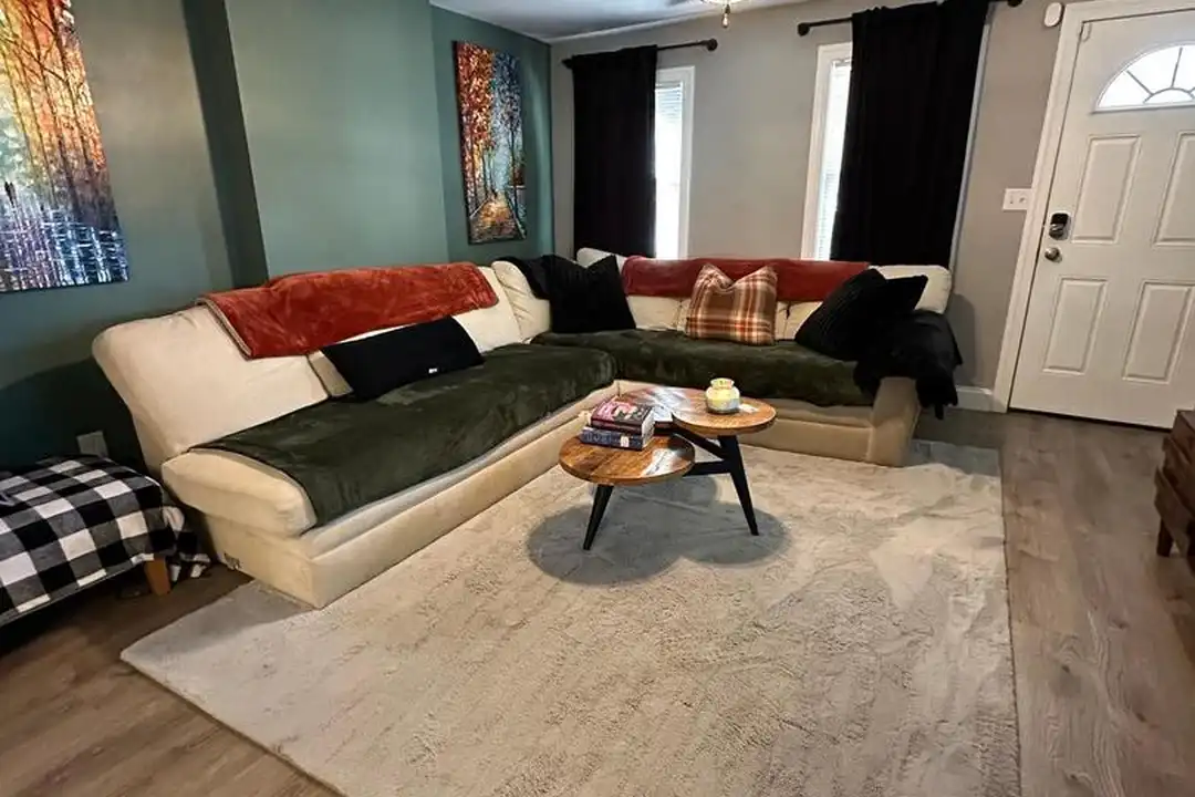 203 Mill St - View 3
