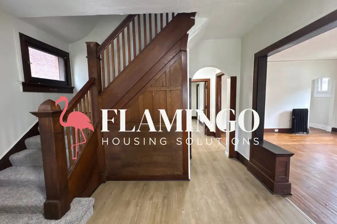 303 Lexington Ave – photo 1