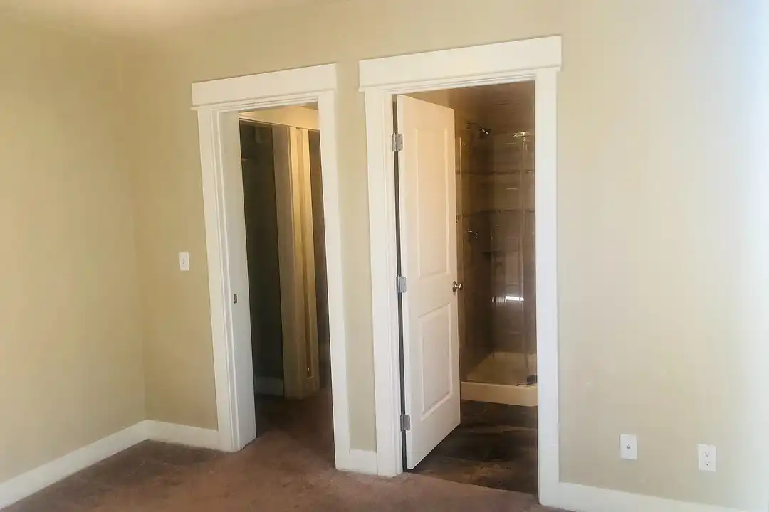 1617 Southlane Apartments – pohled 5