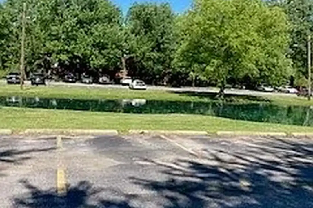 Lakewood Apartments – photo 1 of 20