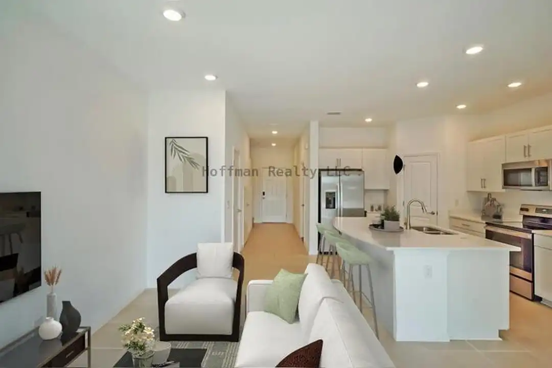 2407 Paravane Wy - View 4
