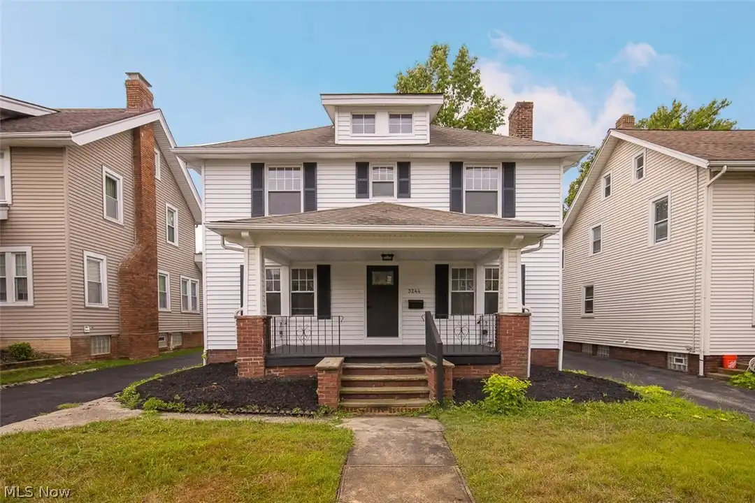 3244 Redwood Rd – photo 1